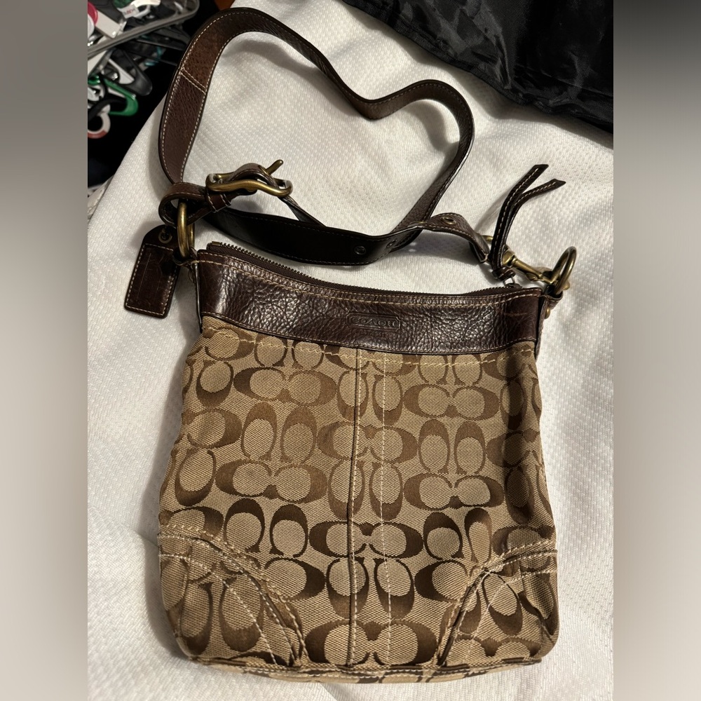 Coach shoulder purse